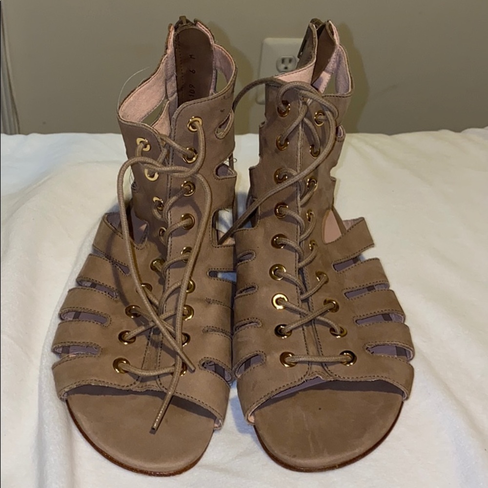 Stuart Weitzmann Pantheon Gladiator Nude Sandal